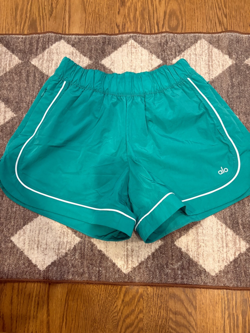 ALO Yoga Teal Athletic Shorts with White Piping